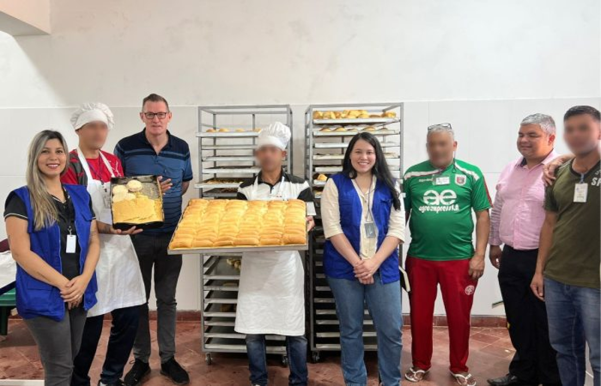 Personas privadas de libertad en Coronel Oviedo se capacitan en Panadería y Confitería
